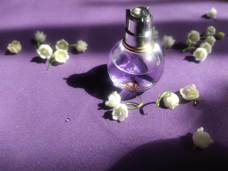 Comment choisir son parfum : notre guide complet