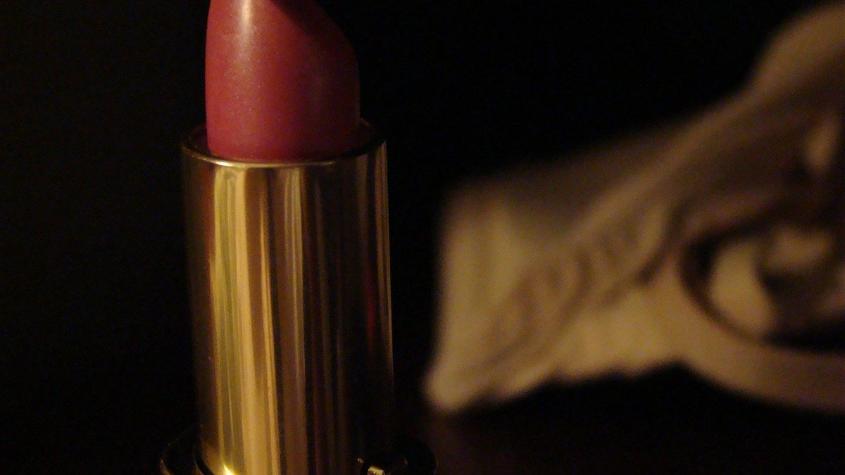 Rouge à lèvres : notre guide pour bien choisir sa teinte Rouge à lèvres : notre guide pour bien choisir sa teinte