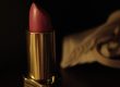Rouge à lèvres longue tenue : notre sélection incontournable