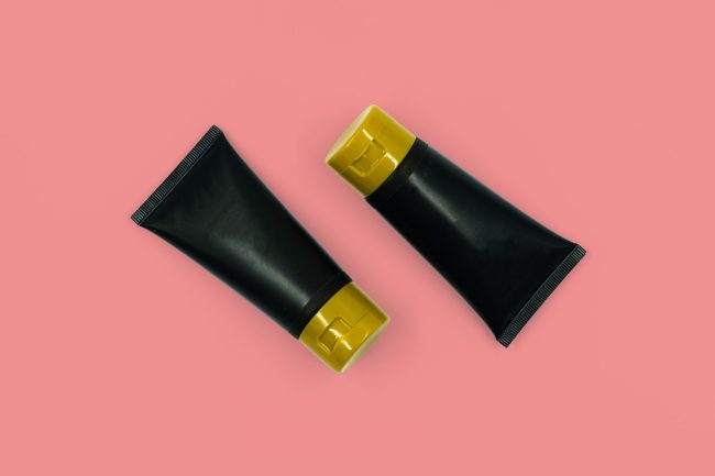 Après-shampoing : comment bien le choisir selon son type de cheveux Après-shampoing : comment bien le choisir selon son type de cheveux